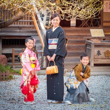 スタジオαが出張撮影した「子ども撮影」の家族写真