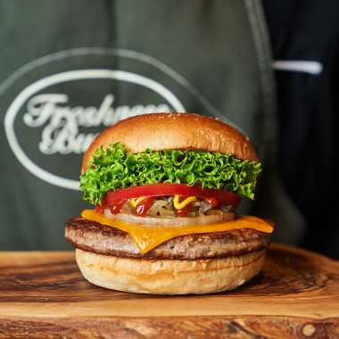 坂元寿行が撮影した「ハンバーガー商品撮影」の写真