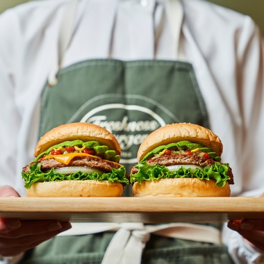 坂元寿行が撮影した「ハンバーガー商品撮影」の写真