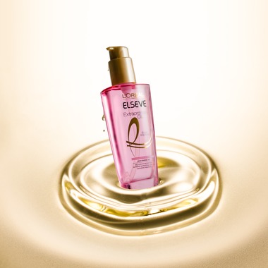 studio white alice 五十嵐啓が撮影した「コスメ」の写真