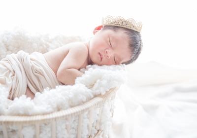 新生児写真(ニューボーンフォト) | 撮影プラン | エミリィ