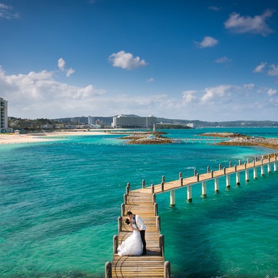 https://famarry.com/articles/Top-6-Beaches-in-Okinawa-for-a-Romantic-Seaside-Photoshoot