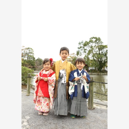 出張撮影HUG TIMEが撮影した「七五三記念撮影＠鎌倉鶴岡八幡宮」の写真