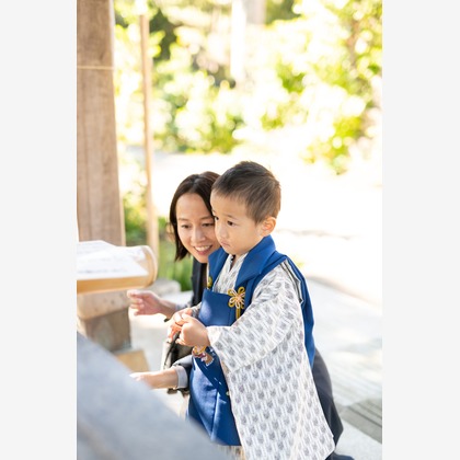 Takushi Yamamoto Photo Officeが出張撮影した「ポートレート」の家族写真