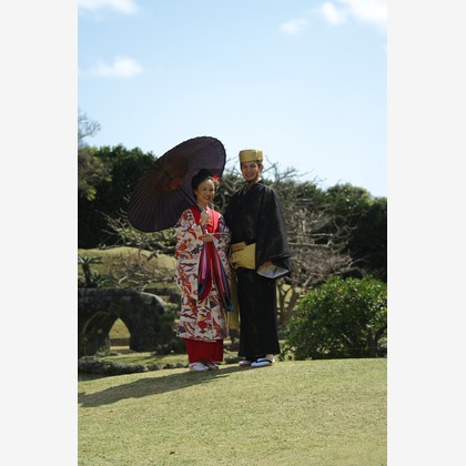 琉球幻想写真ウェディングフォト沖縄が撮影したウェディングや家族、ビジネスの写真