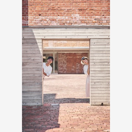 吉本悠哉が撮影した「ウェディング前撮り」の写真