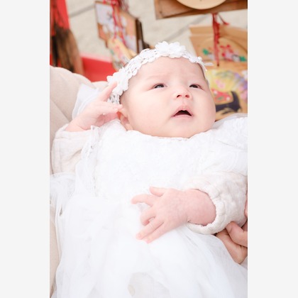 高夏写真店が出張撮影した「お宮参りの撮影」の家族写真