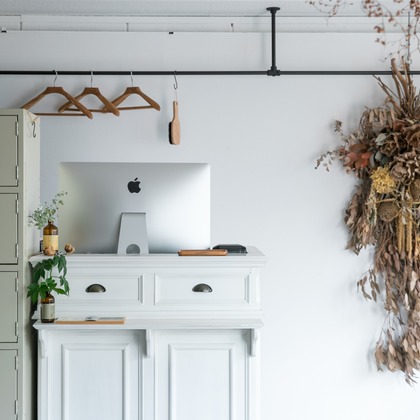 德永三千代が撮影した「ショップ・サロン」の写真