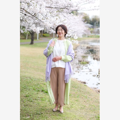 なかがわさとみが出張撮影した「桜と親子で記念撮影」の家族写真