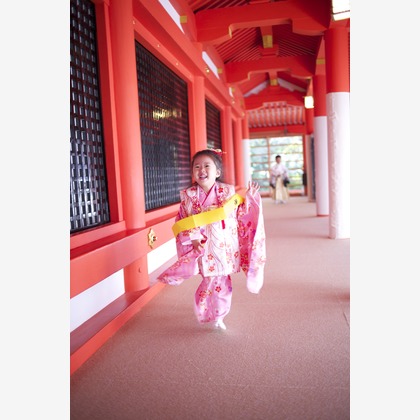 Bernard Lykesが出張撮影した赤ちゃん・幼児服, 自然の中の人々, 子供たちが写った七五三フォトの写真