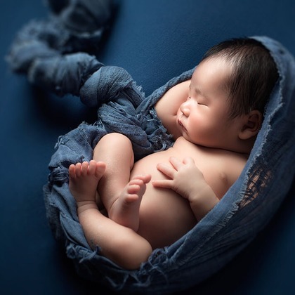 AXiS Photo Servise 藤井靖史が出張撮影したシャツ, ビーチの人々, 自然の中の人々が写ったニューボーンフォトの写真