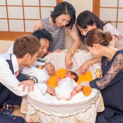 竹部 祐樹が出張撮影した誕生, 慰め, パーティーなどが写った「お宮参り＠唐津神社」の家族写真