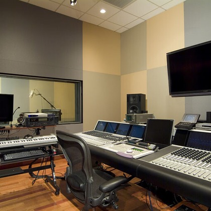 富岡敦が撮影したウェディングや家族、ビジネスの写真