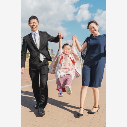 ツムグラフィーが出張撮影した「『七五三撮影@神戸ハーバーランド』」の家族写真