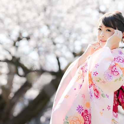 APKが出張撮影した柔道, Jujutsu, カンフーなどが写った「カジュアル着物で桜ロケーション撮影　2019年4月」の家族写真