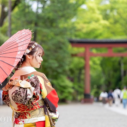 大森光太郎・K-PHOTOが出張撮影したYokohama Ukai-Tei, バトリョハウス, スポーツ会場などが写った「成人式撮影」の家族写真