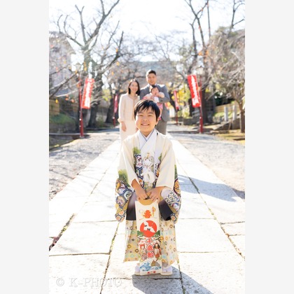 大森光太郎・K-PHOTOが出張撮影した「七五三撮影」の家族写真