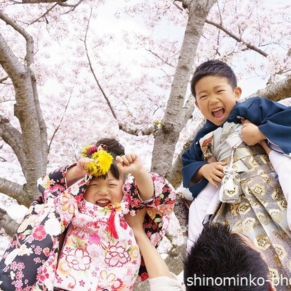 しのみんこフォトが出張撮影した家族写真(キッズ,ベビーフォト)などが写った「七五三フォト」の家族写真