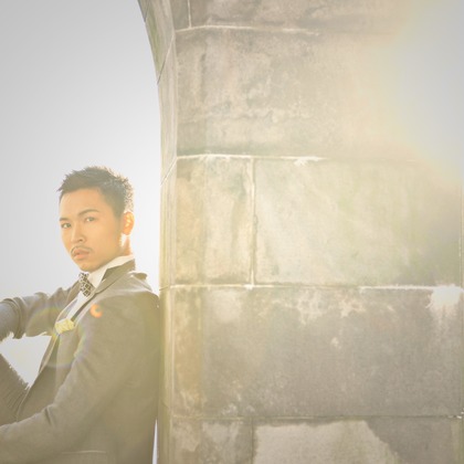 1978 ( Mille Neuf Cents Soixante-dix-huit) が撮影したウェディングや家族、ビジネスの写真