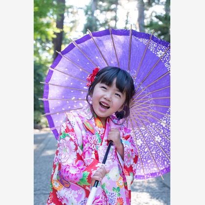 スタジオαが出張撮影した植物, スリーブ, 上着が写った七五三フォト/お宮参りの写真