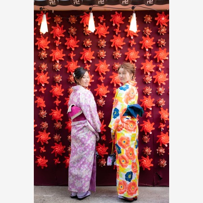 T.Matsumuraが出張撮影した「卒業旅行（着物）」の家族写真