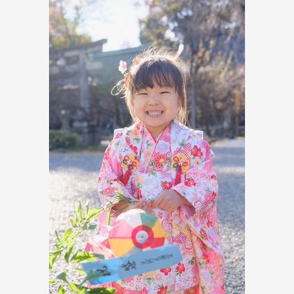 高夏写真店が出張撮影した「七五三の撮影」の家族写真