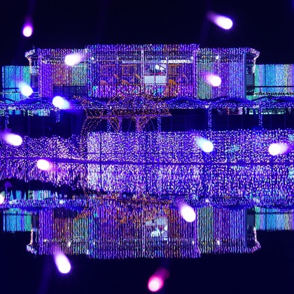 鈴木賢志が撮影した旅行先の記念撮影の写真