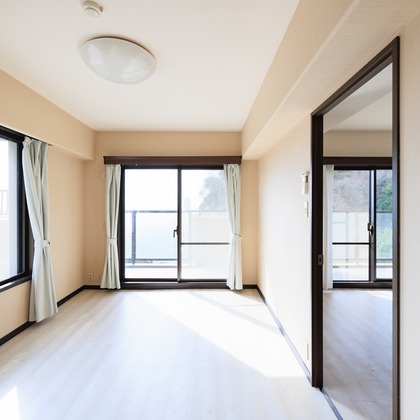 真方　祥が撮影したウェディングや家族、ビジネスの写真