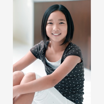 森　健児が出張撮影した古着, 引っ張られた弦楽器, ファッションモデルが写った家族写真の出張撮影/七五三フォト/お宮参りの写真
