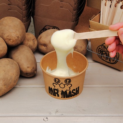 管野　利が撮影したウェディングや家族、ビジネスの写真