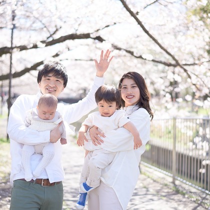Earth Creative Productsが出張撮影した「ファミリー」の家族写真