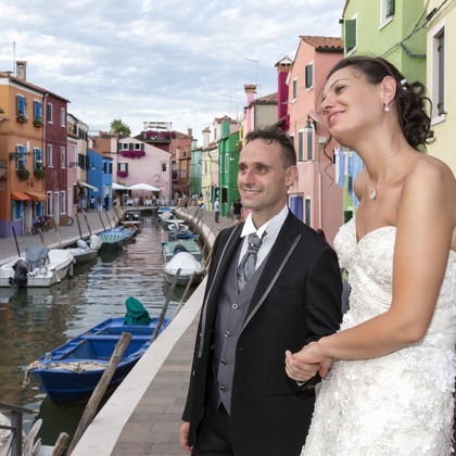 アジェンツィア・フォトグラフィカ・ミケランジェロが撮影したウェディングや家族、ビジネスの写真