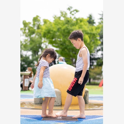 この写真は、出張撮影(家族写真(キッズ,ベビーフォト))のアルバム「日常の写真」にある写真の1枚で、家族写真(キッズ,ベビーフォト)などが写っています。<br>「日常の写真」では他にも:albumPhotoCount枚の家族写真を見ることができます。撮影者はJUNKI MOTOです。カメラマンのプロフィールページで、家族写真(キッズ,ベビーフォト)撮影の口コミやおすすめコメントを見ることができます。