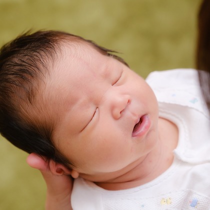 高夏写真店が撮影したニューボーンフォトの写真