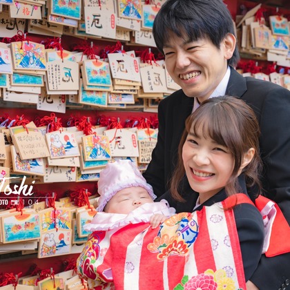 PHOTO 104が出張撮影した「お宮参り」の家族写真