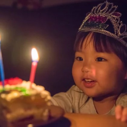 CREATIVE HOUSEが出張撮影した「バースデーフォト」の家族写真