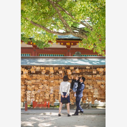 竹部 祐樹が出張撮影した防府天満宮, 足首, 人間の足などが写った「七五三＠防府天満宮」の家族写真