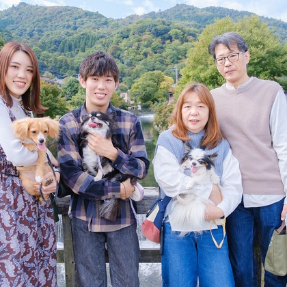 高夏写真店が出張撮影した「家族写真の撮影」の家族写真