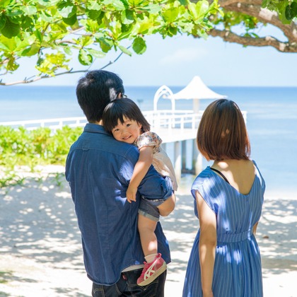 石垣島メモリアルフォトが撮影した家族写真の出張撮影の写真