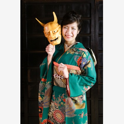 スマイルハンターが出張撮影した家族写真(キッズ,ベビーフォト)などが写った「成人式フォト」の家族写真