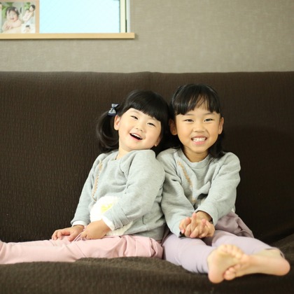 出張撮影HUG TIMEが撮影したニューボーンフォトの写真