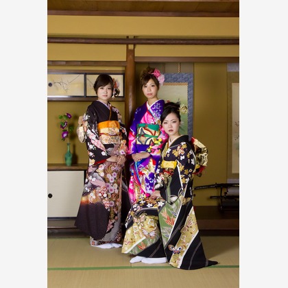 スマイルハンターが出張撮影した家族写真(キッズ,ベビーフォト)などが写った「成人式フォト」の家族写真