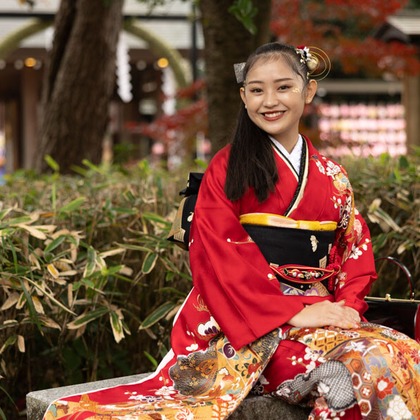 この写真は、出張撮影(家族写真(キッズ,ベビーフォト))のアルバム「成人式」にある写真の1枚で、家族写真(キッズ,ベビーフォト)などが写っています。<br>「成人式」では他にも:albumPhotoCount枚の家族写真を見ることができます。撮影者は株式会社 Whisperです。カメラマンのプロフィールページで、家族写真(キッズ,ベビーフォト)撮影の口コミやおすすめコメントを見ることができます。