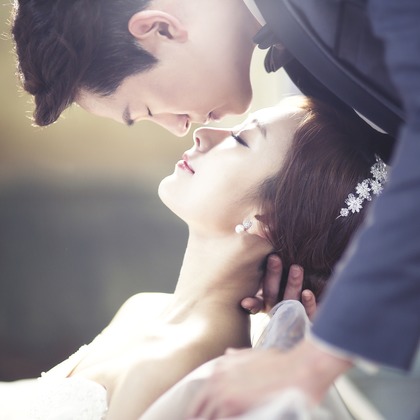 PHOTO STUDIO LUXE-スタジオリュクス-	が撮影したウェディングや家族、ビジネスの写真