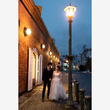 ウィリアムズ　侑依が撮影した「ナイトウェディング」の写真