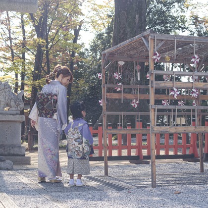 Photographer YUUKIが出張撮影した色合いと色合い, お祝い, 中国建築などが写った「七五三_5歳」の家族写真