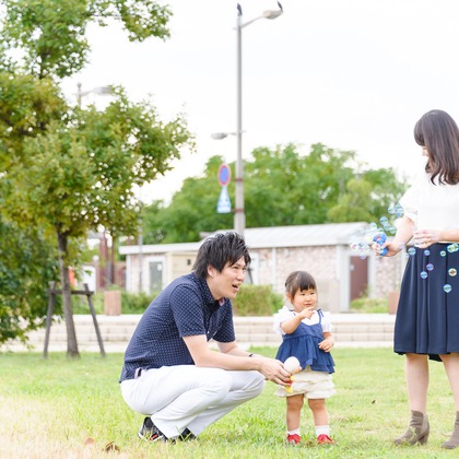 ライトハウスフォトが出張撮影した5歳, 家族写真, 七五三衣装が写った家族写真の出張撮影の写真