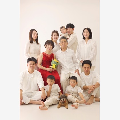 A-Studioが出張撮影した「還暦祝い」の家族写真