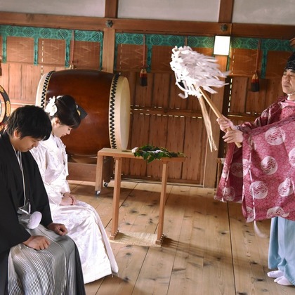 Photo of Pre weddingphotoshoot and wedding ceremony at shrine and Nara Park for foreigners. taken by Kiki photo works