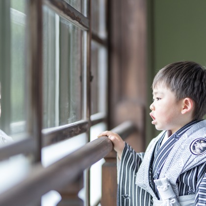 根兵一生が出張撮影した「七五三、ロケーション撮影」の家族写真